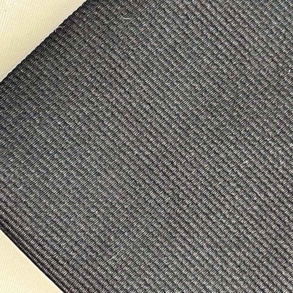 NEW BOSS Solid Silk Tie Black Slim 2.25" Width Made in Italy - Picture 8 of 9